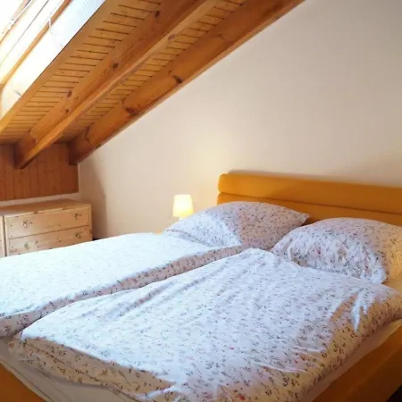 Gemutlich Eingerichtete Maisonette-wohnung Mit Balkon Und Ausblick Auf Berglandschaft * אוברשטאופן